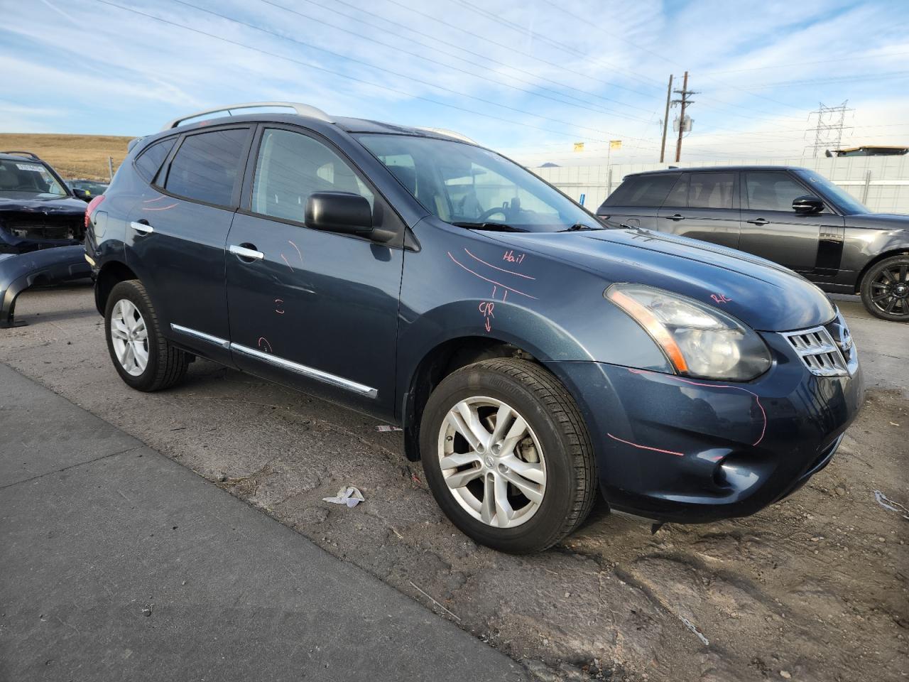 2015 NISSAN ROGUE