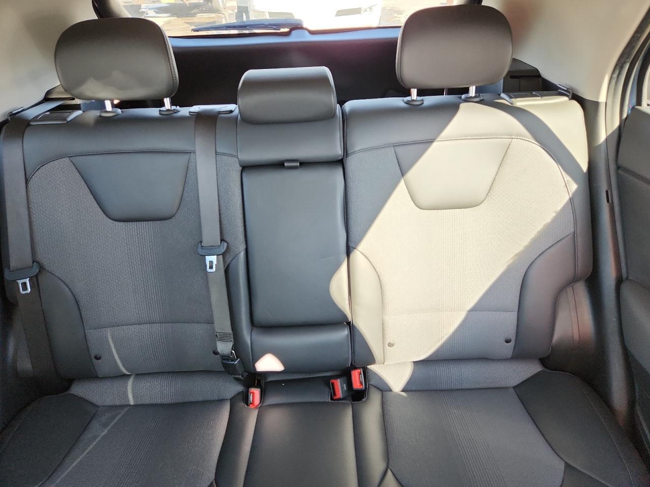 2023 KIA Niro