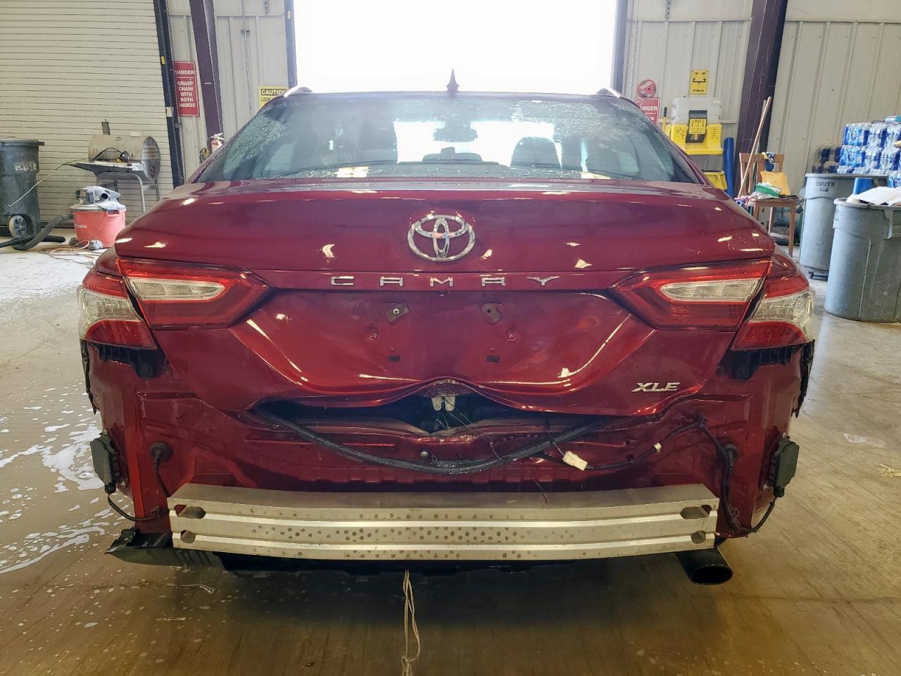 2018 TOYOTA CAMRY