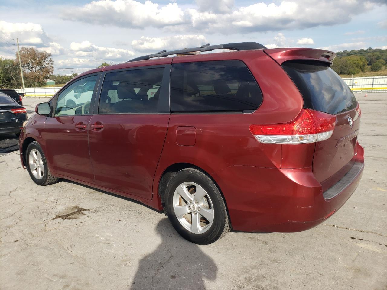 2012 TOYOTA SIENNA