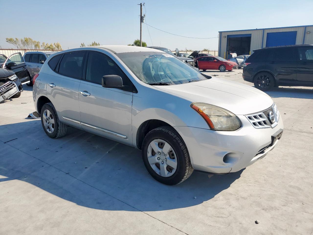 2014 NISSAN ROGUE