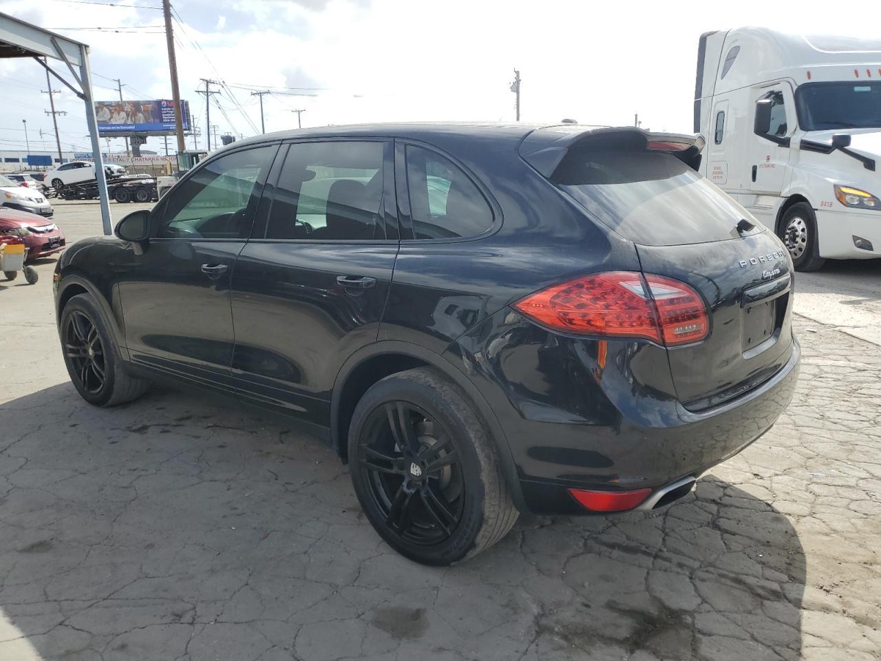 2012 PORSCHE CAYENNE