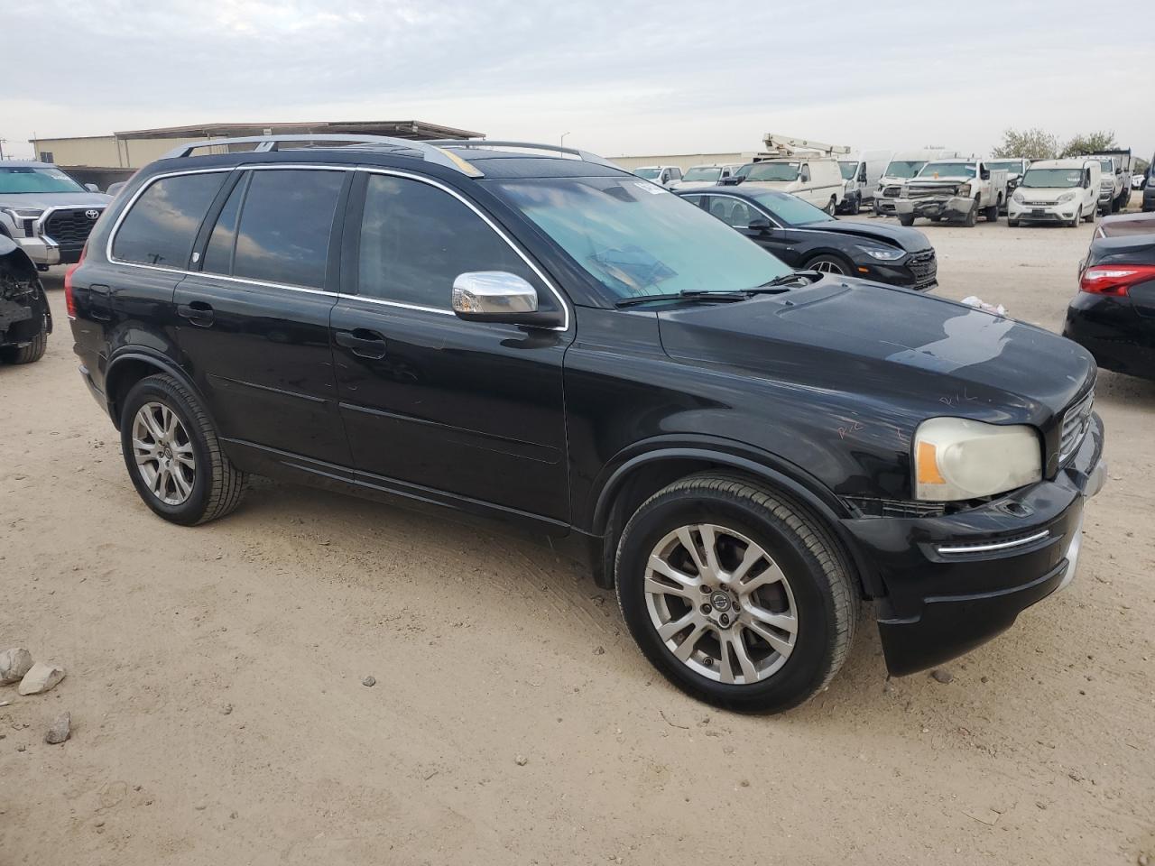 2013 VOLVO XC90