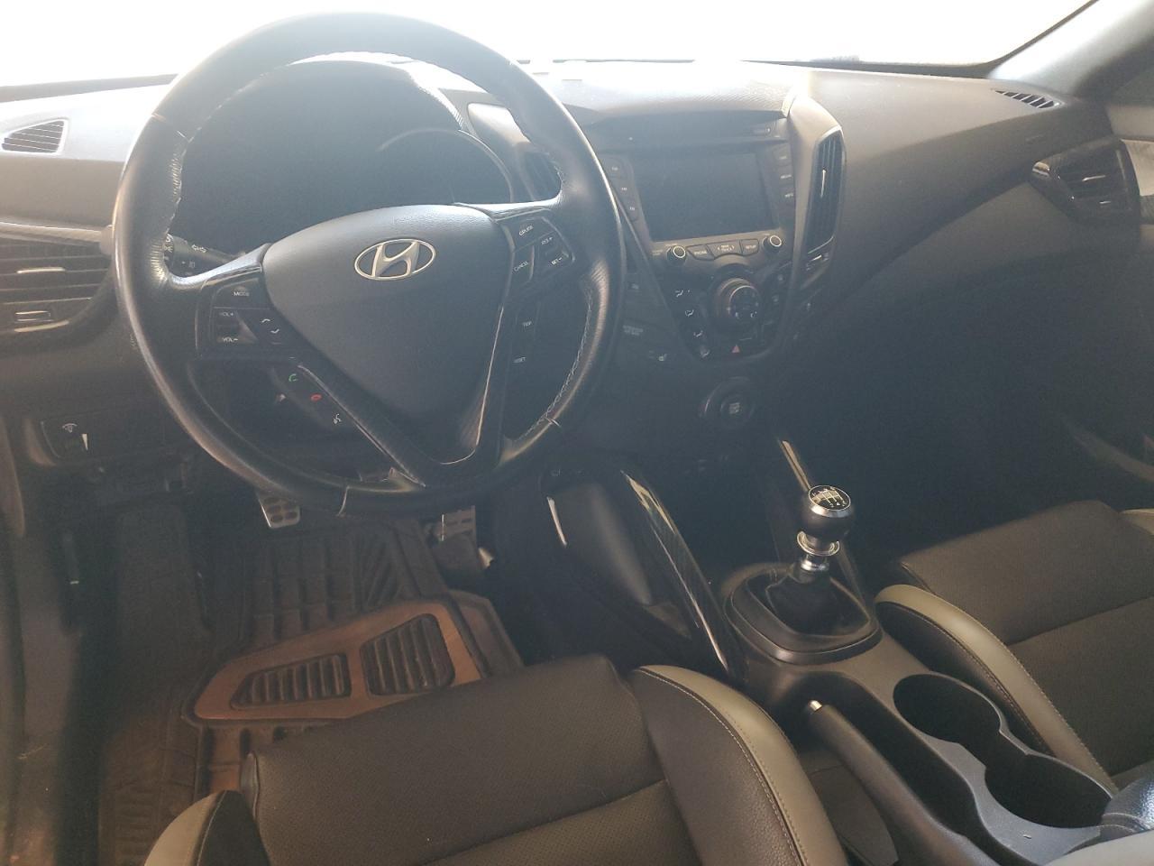2016 HYUNDAI VELOSTER