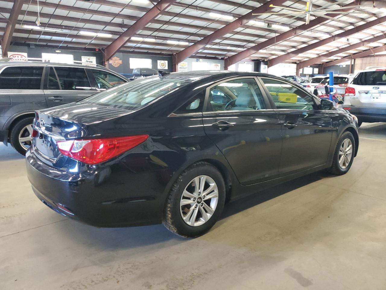 2013 HYUNDAI SONATA