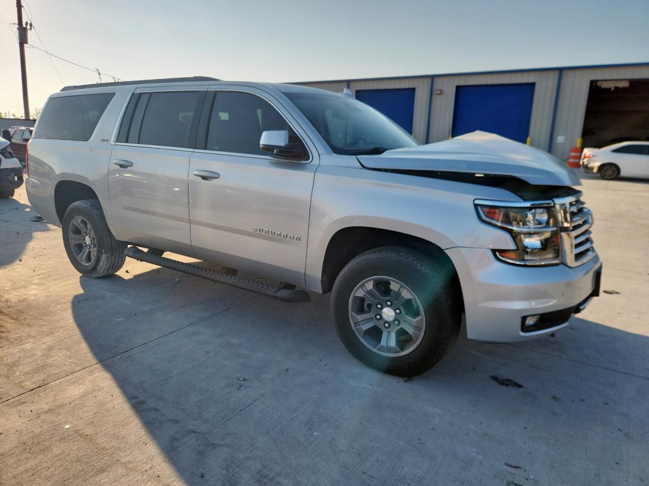 2018 CHEVROLET Suburban