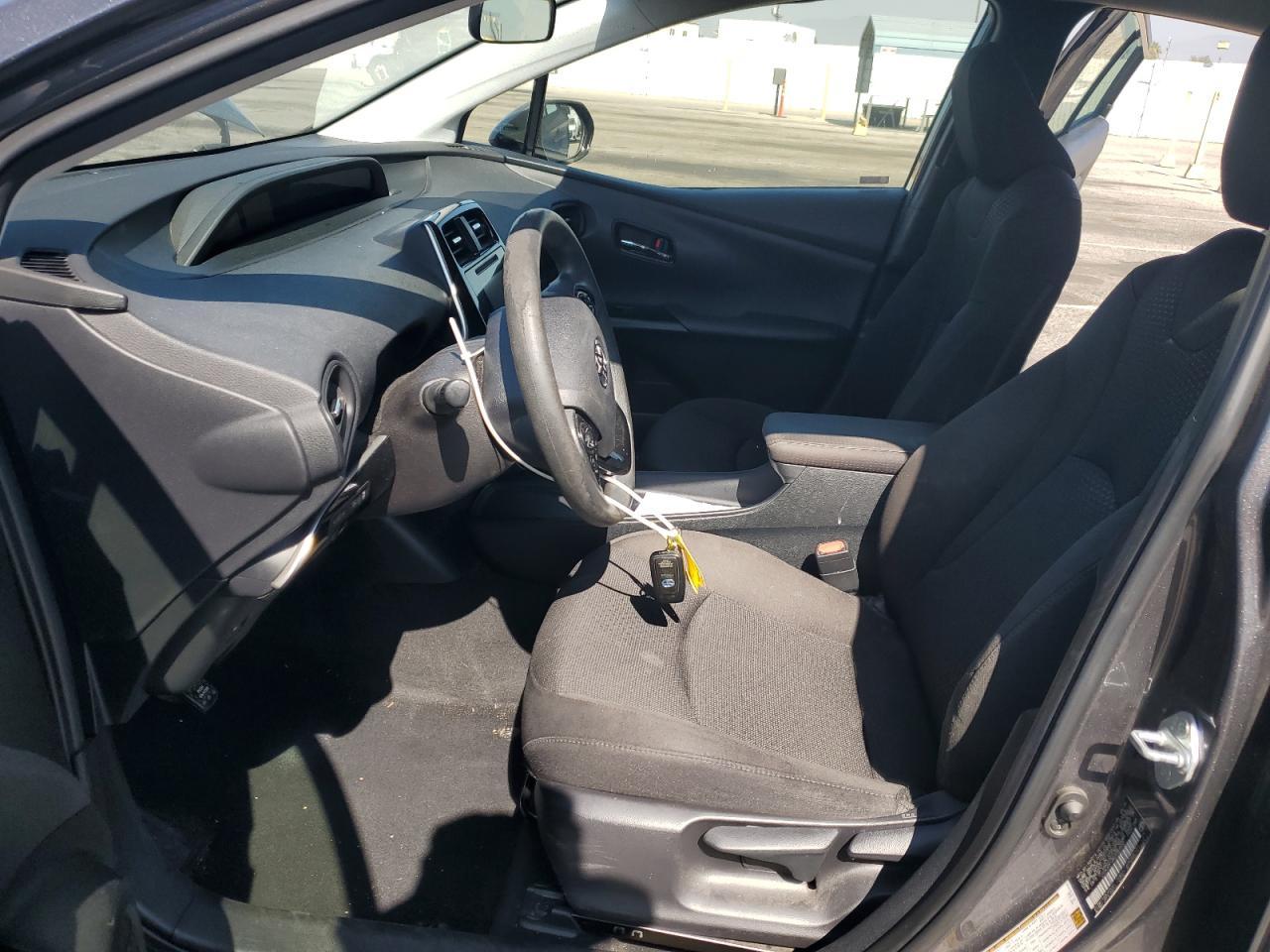 2019 TOYOTA PRIUS