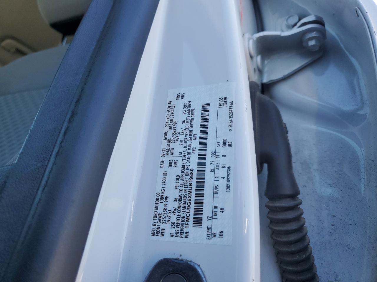 2021 FORD ESCAPE