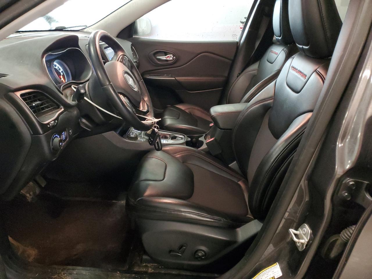 2019 JEEP CHEROKEE