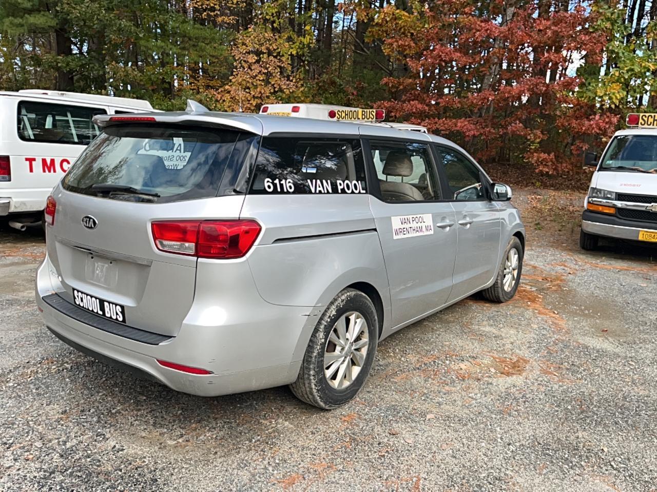 2016 KIA SEDONA