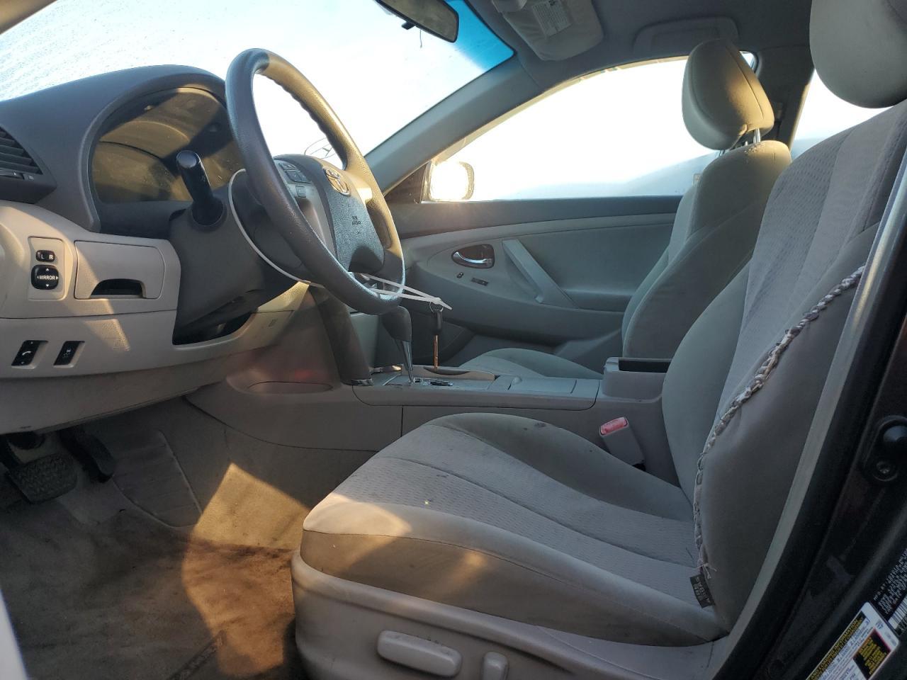 2011 TOYOTA CAMRY