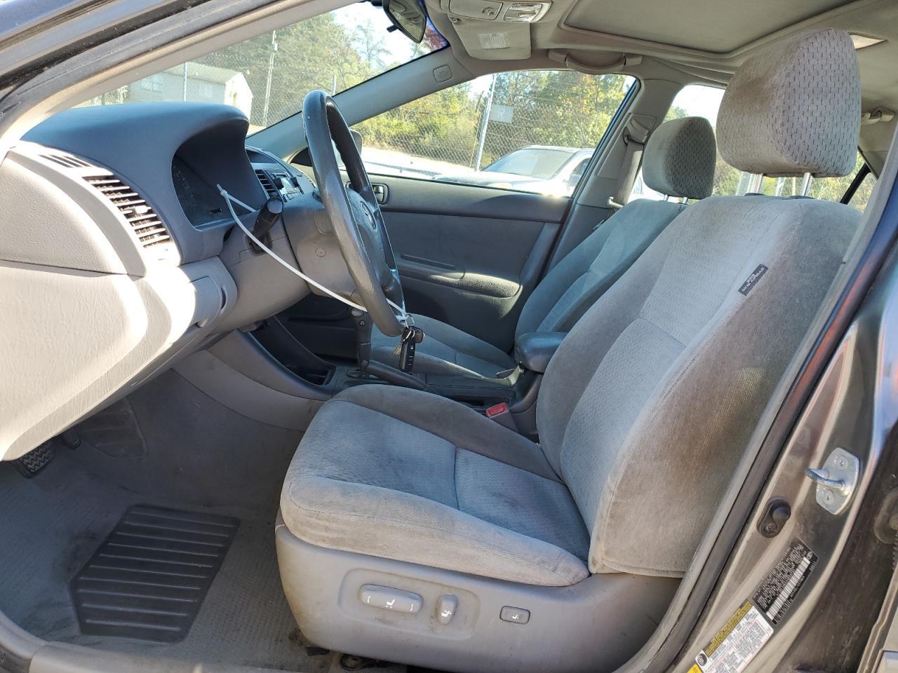 2004 TOYOTA CAMRY