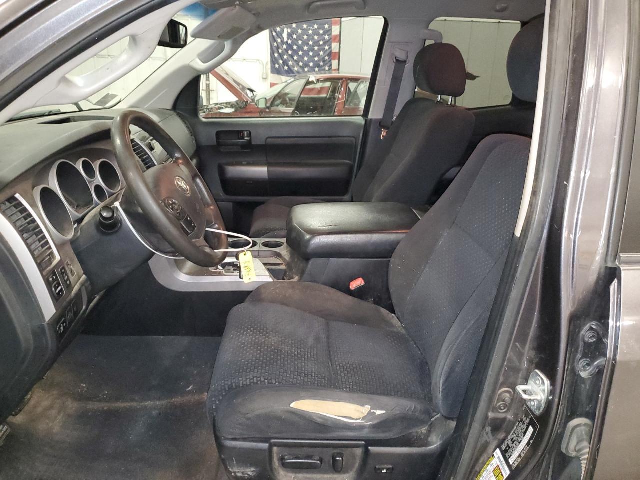 2011 TOYOTA TUNDRA
