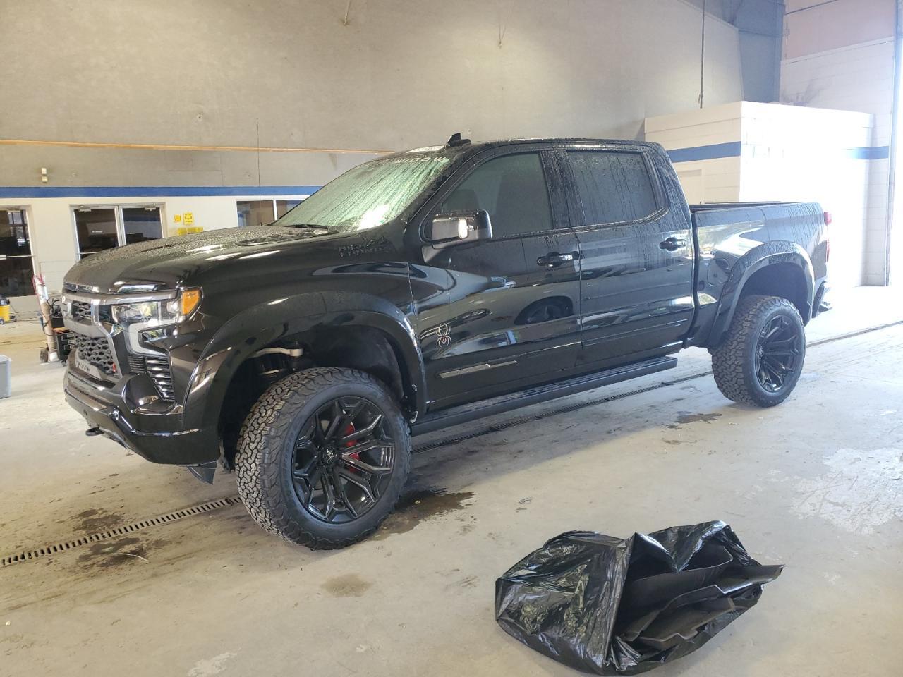2025 CHEVROLET Silverado