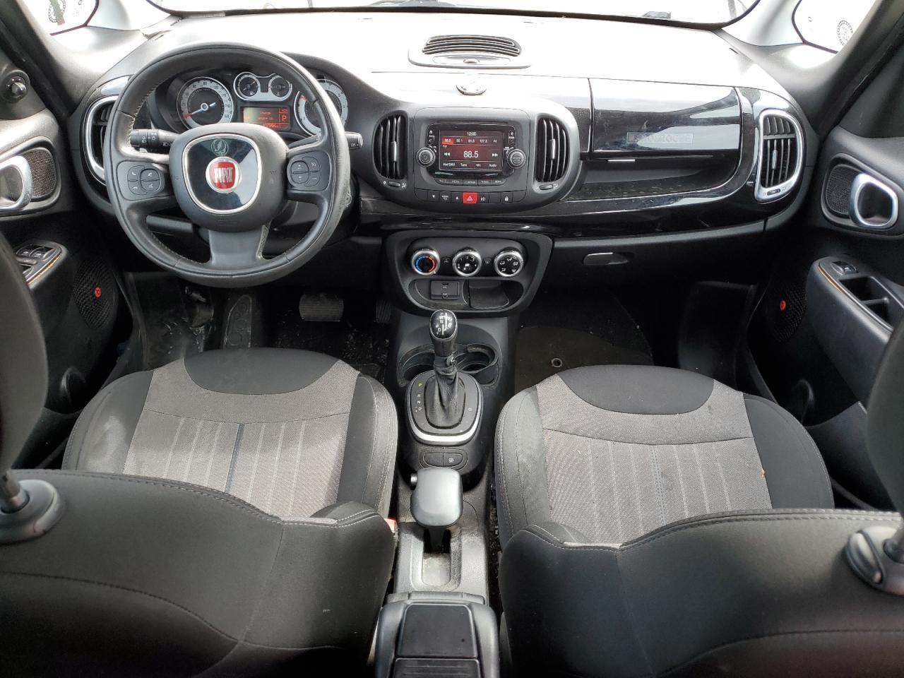 2015 FIAT 500L