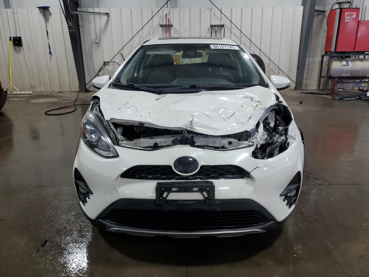 2018 TOYOTA Prius c