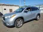 2016 TOYOTA HIGHLANDER