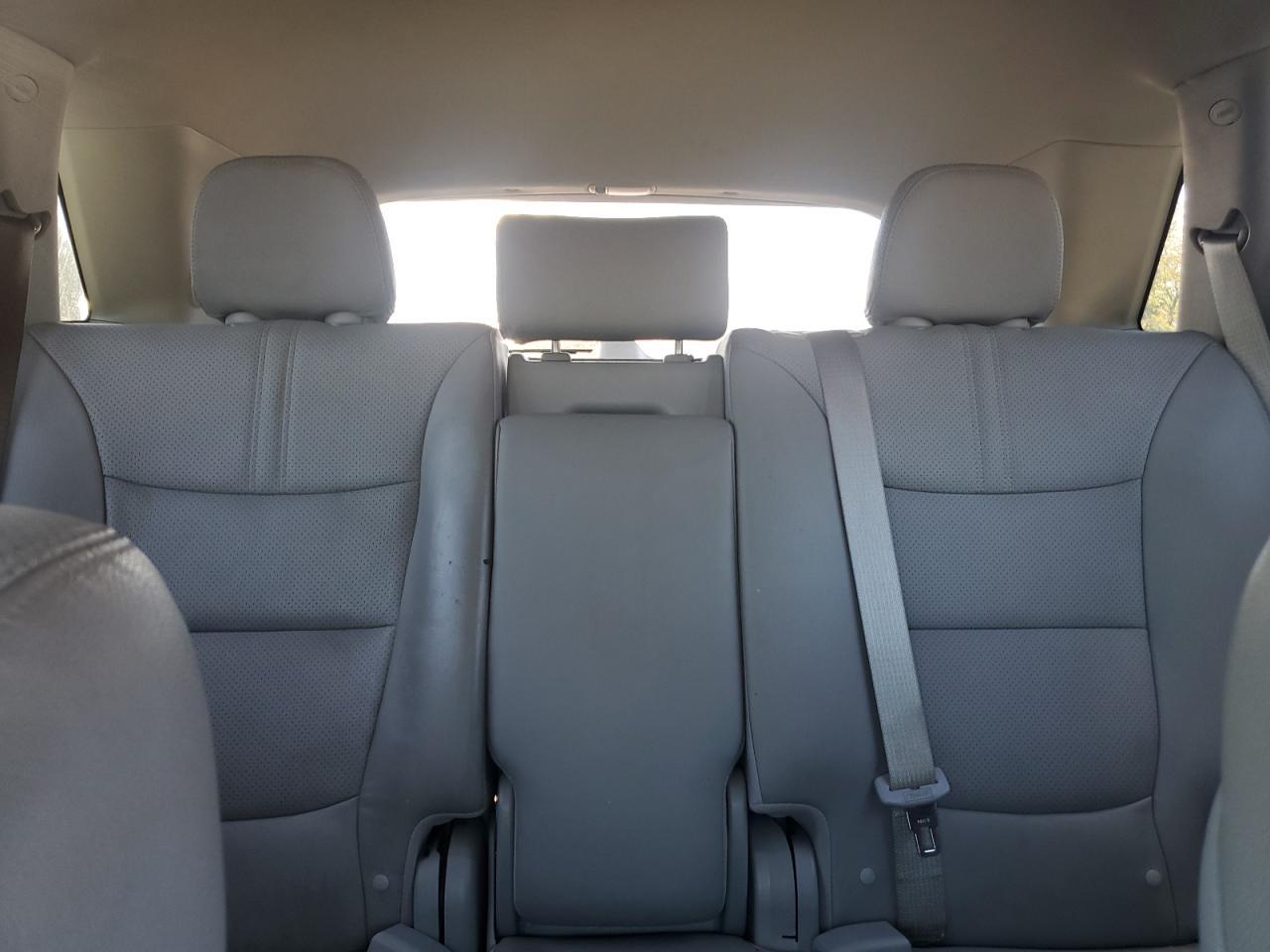 2011 KIA SORENTO