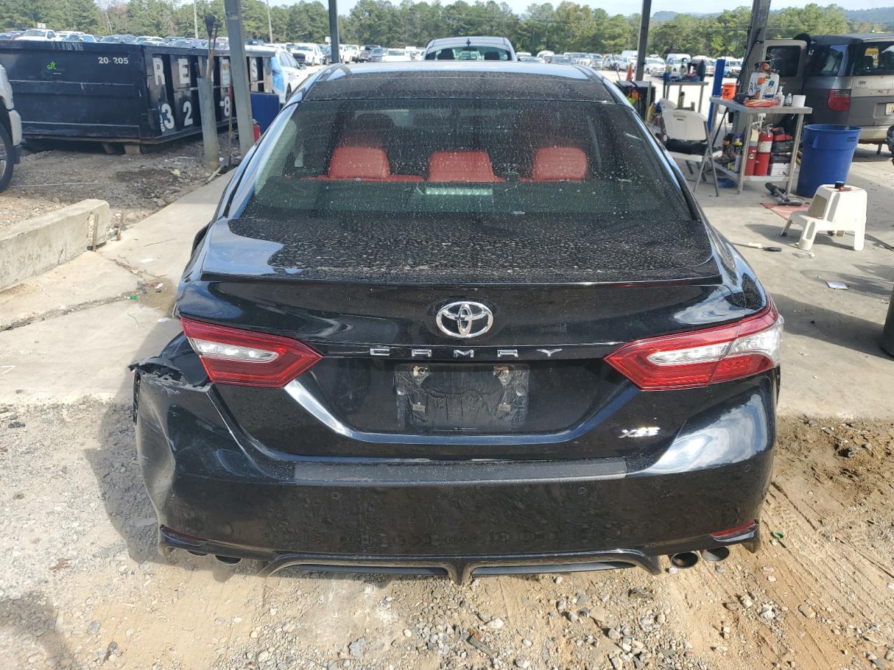 2018 TOYOTA CAMRY