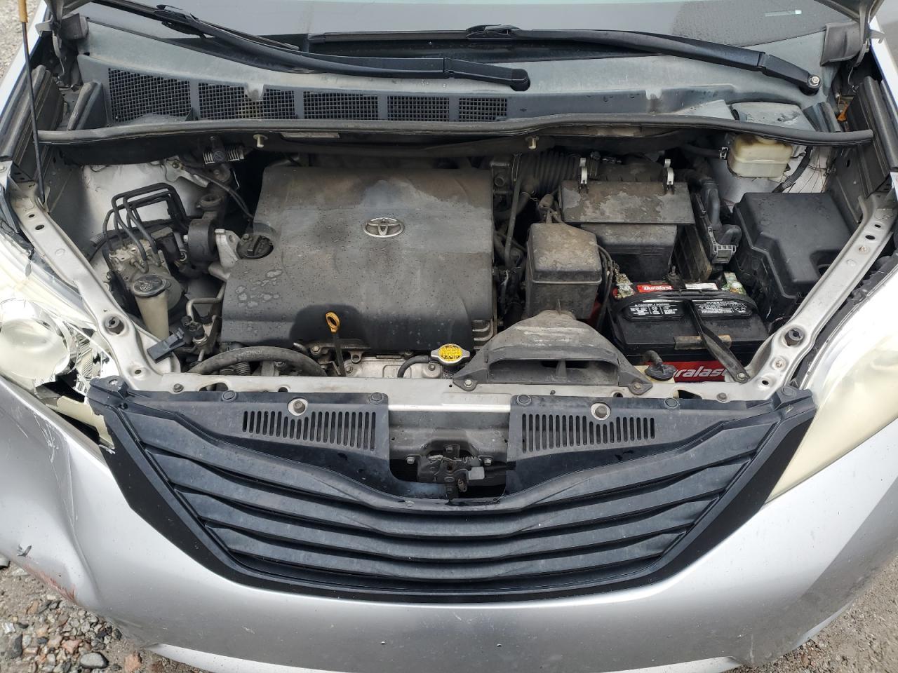2015 TOYOTA SIENNA