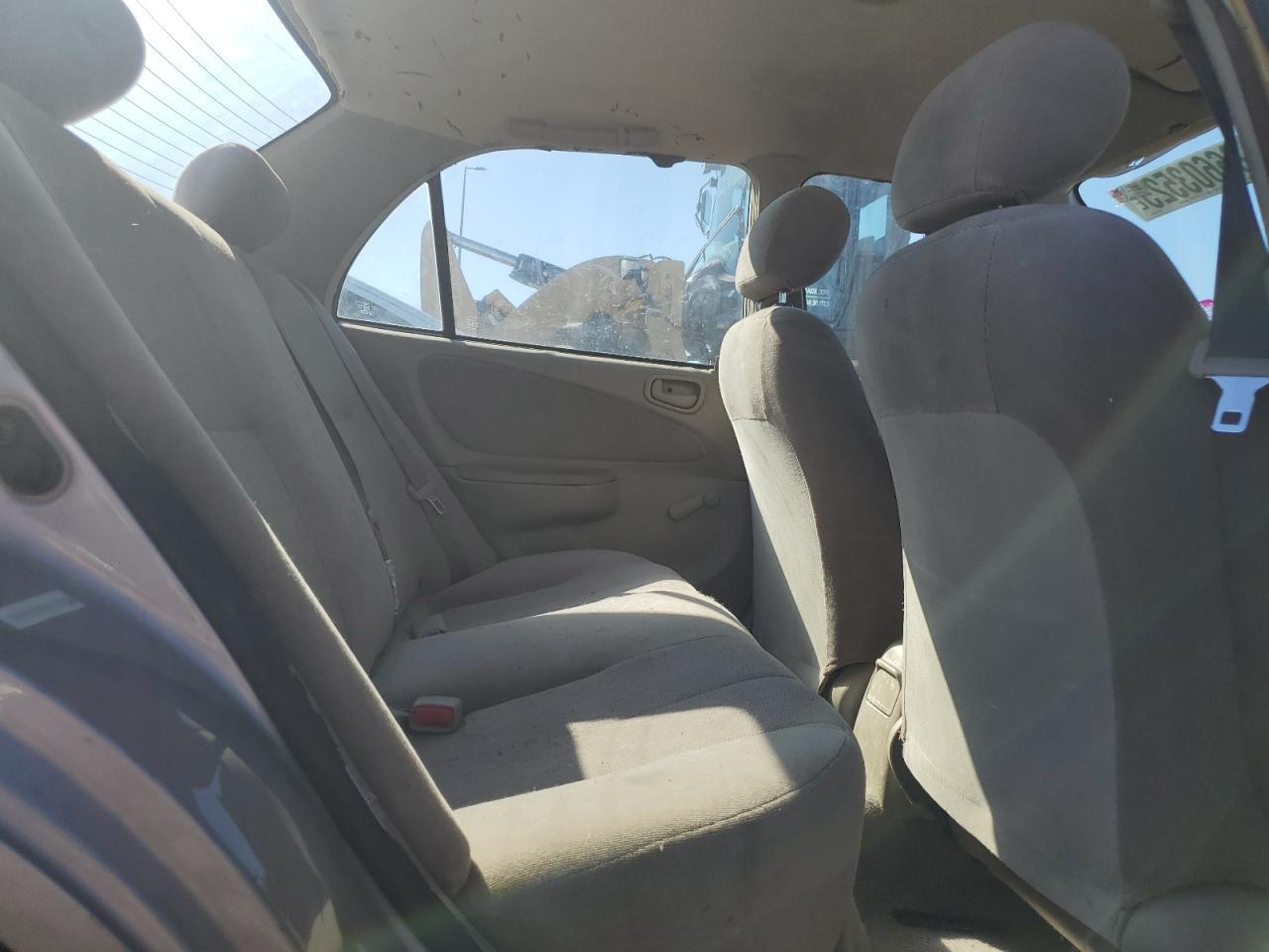 2002 TOYOTA COROLLA
