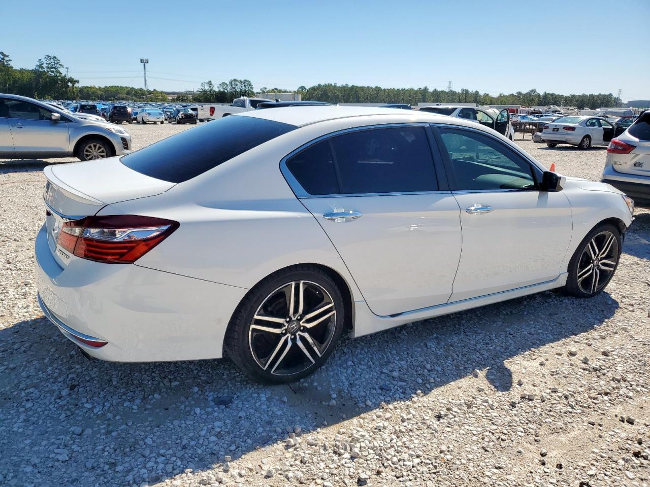 2016 HONDA ACCORD
