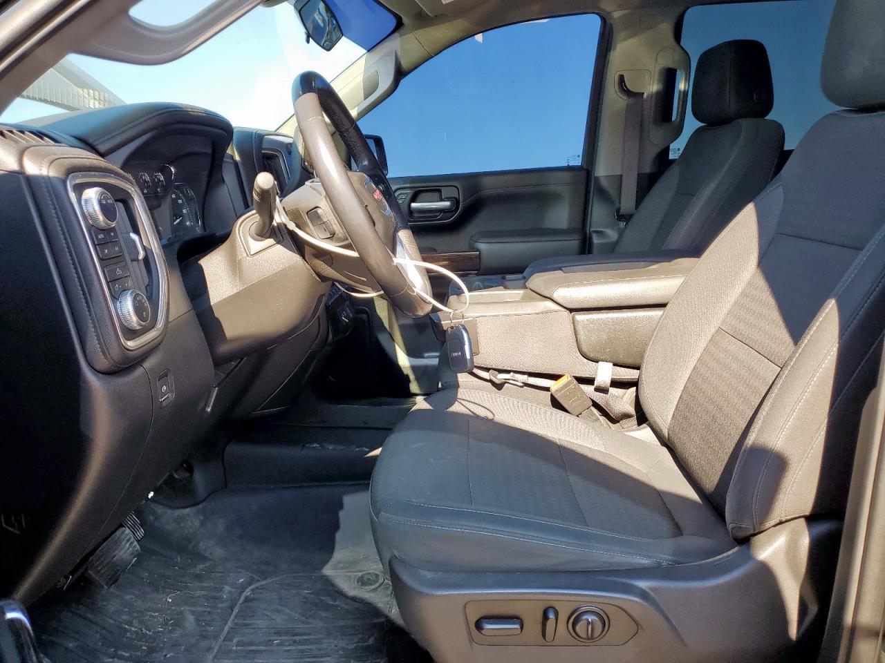 2020 GMC Sierra