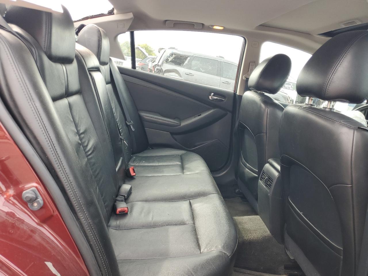 2012 NISSAN ALTIMA