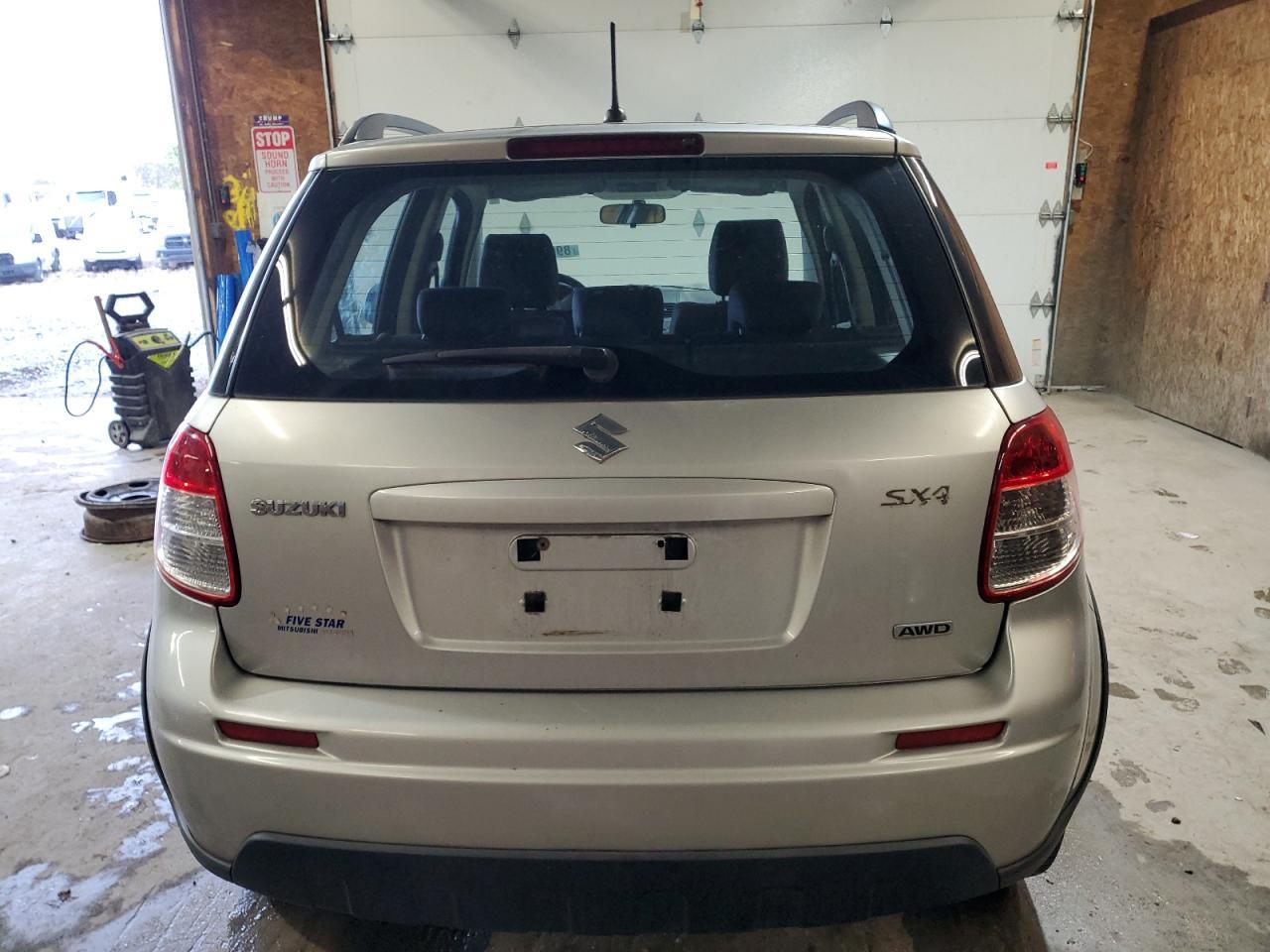 2010 SUZUKI SX4