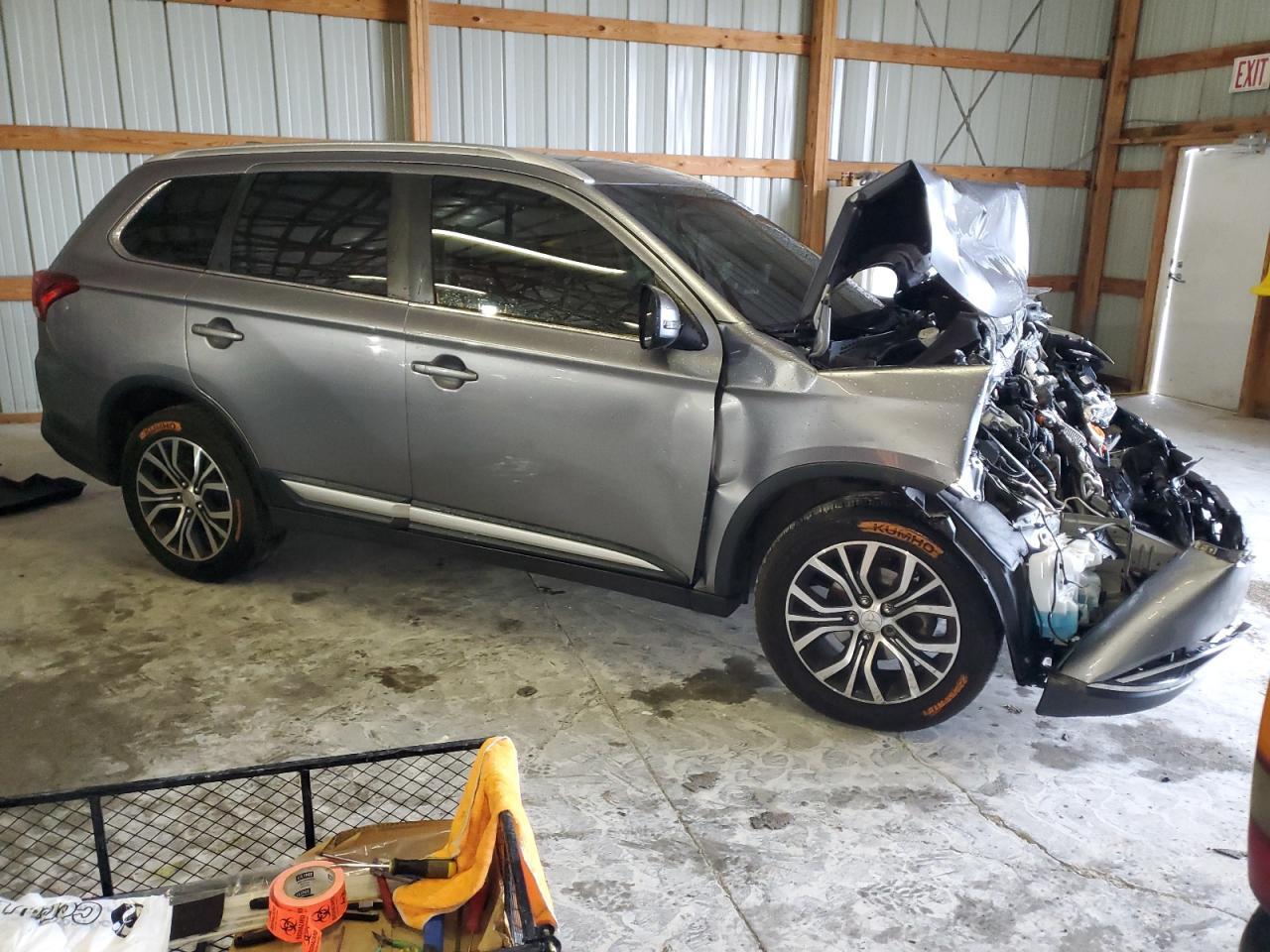 2018 MITSUBISHI outlander