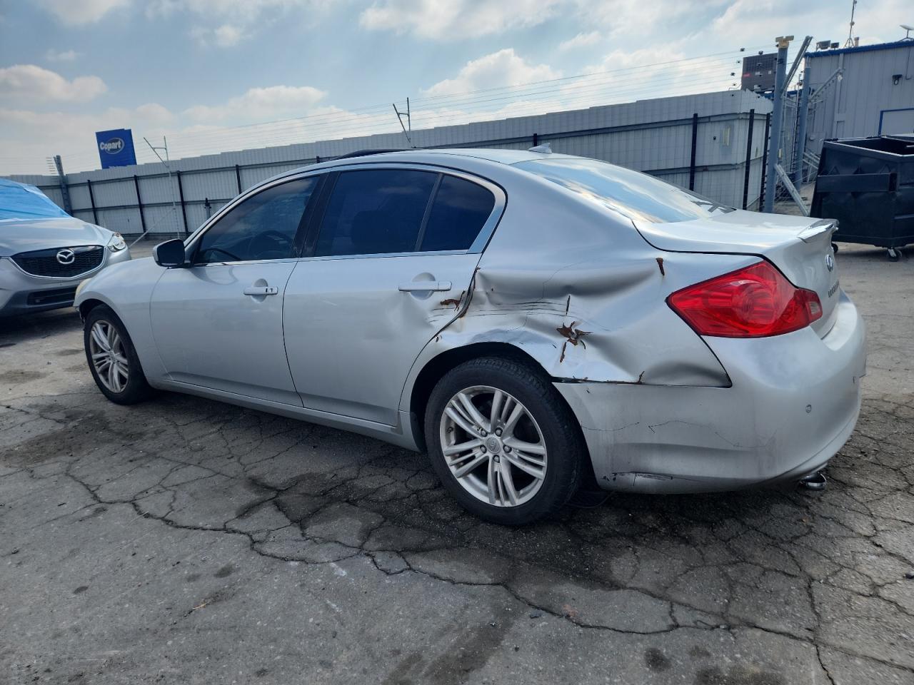 2012 INFINITI G37