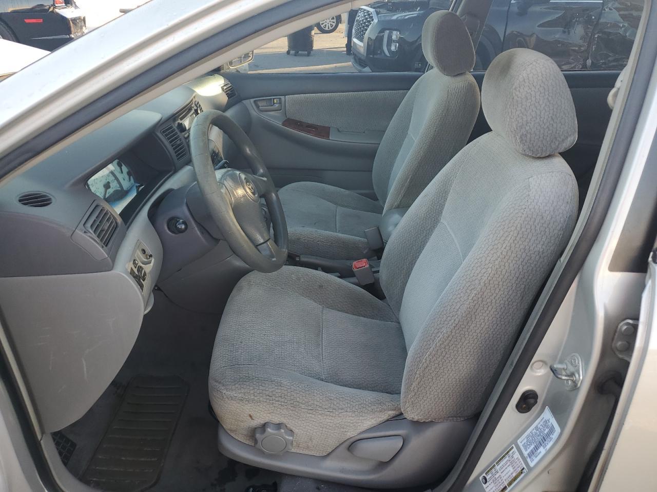2004 TOYOTA COROLLA