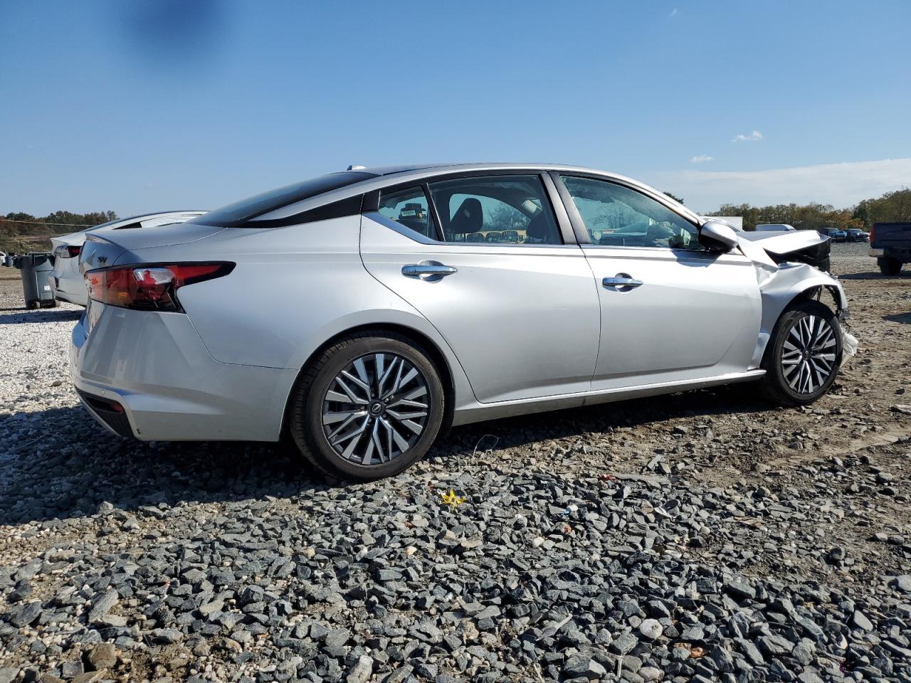 2023 NISSAN ALTIMA