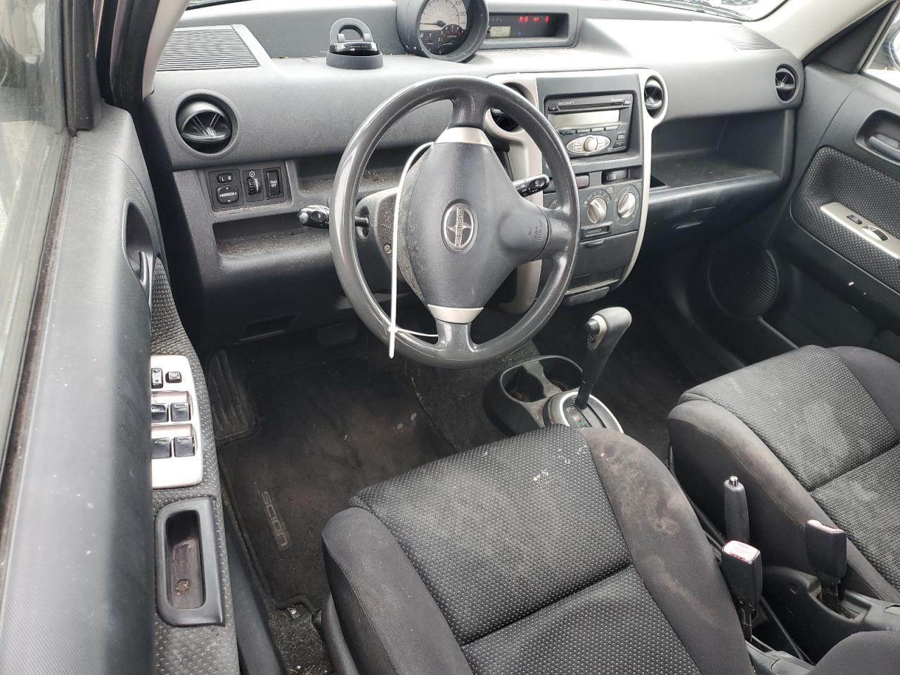 2006 TOYOTA SCION