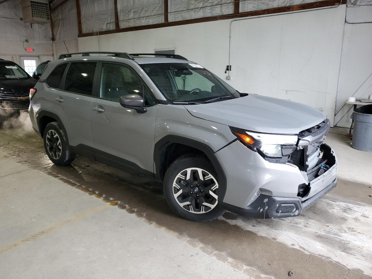 2025 SUBARU FORESTER