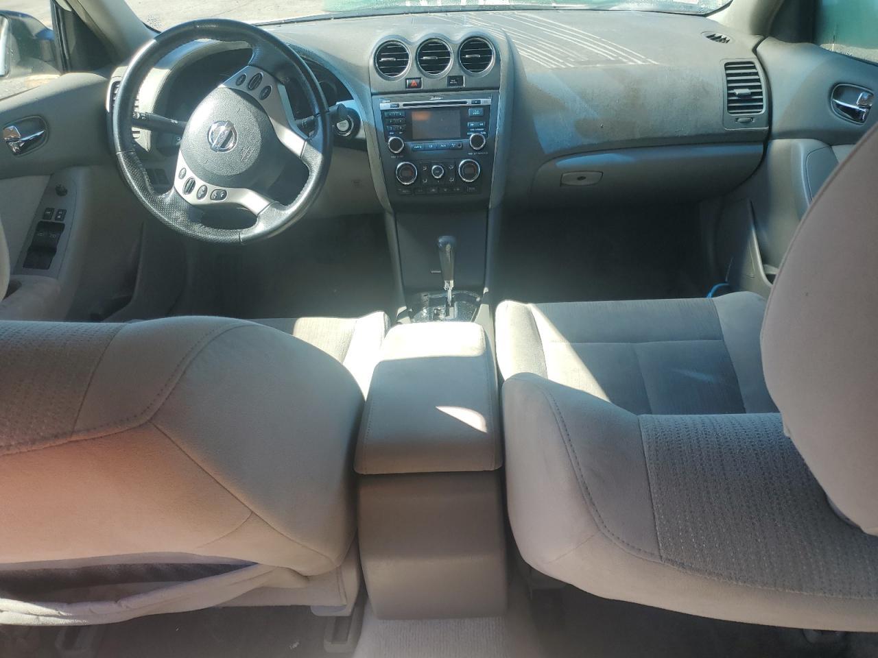 2010 NISSAN ALTIMA