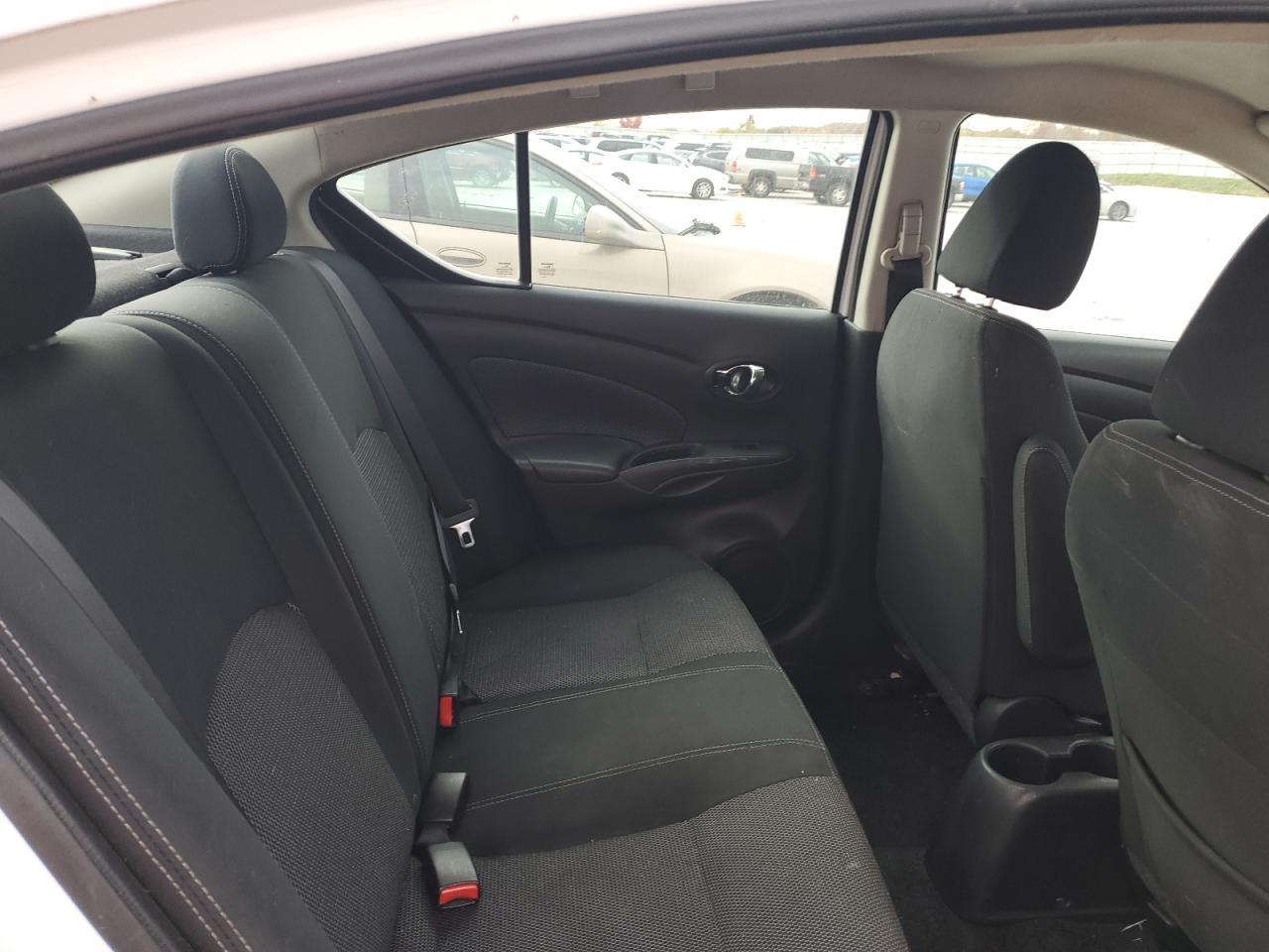 2018 NISSAN VERSA