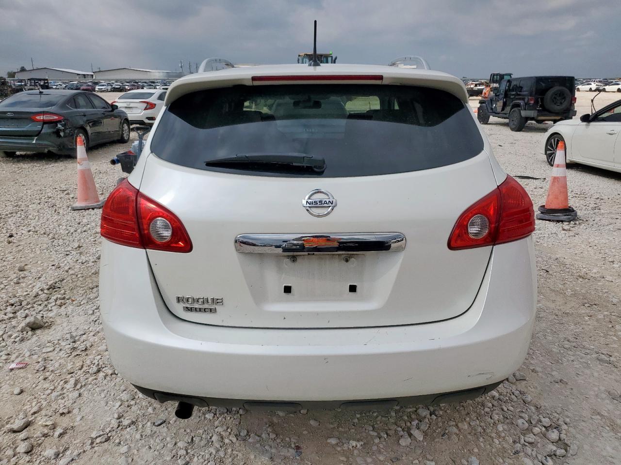 2015 NISSAN ROGUE
