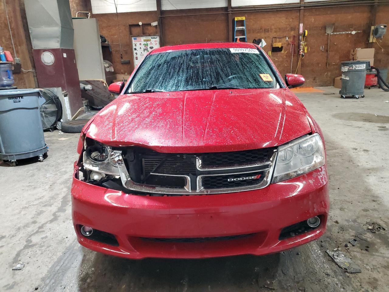 2013 DODGE Avenger