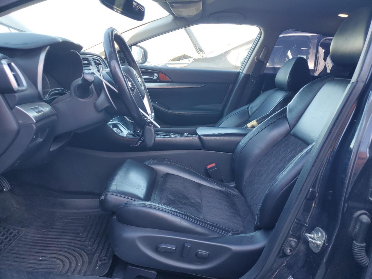 2016 NISSAN Maxima