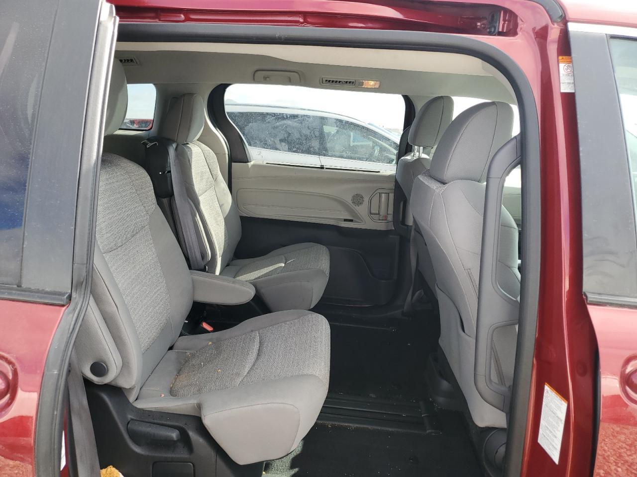 2022 TOYOTA SIENNA