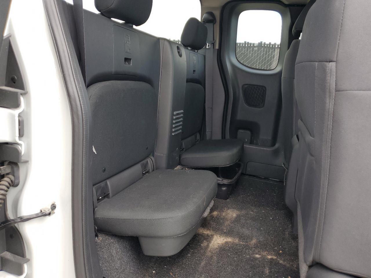 2024 NISSAN Frontier