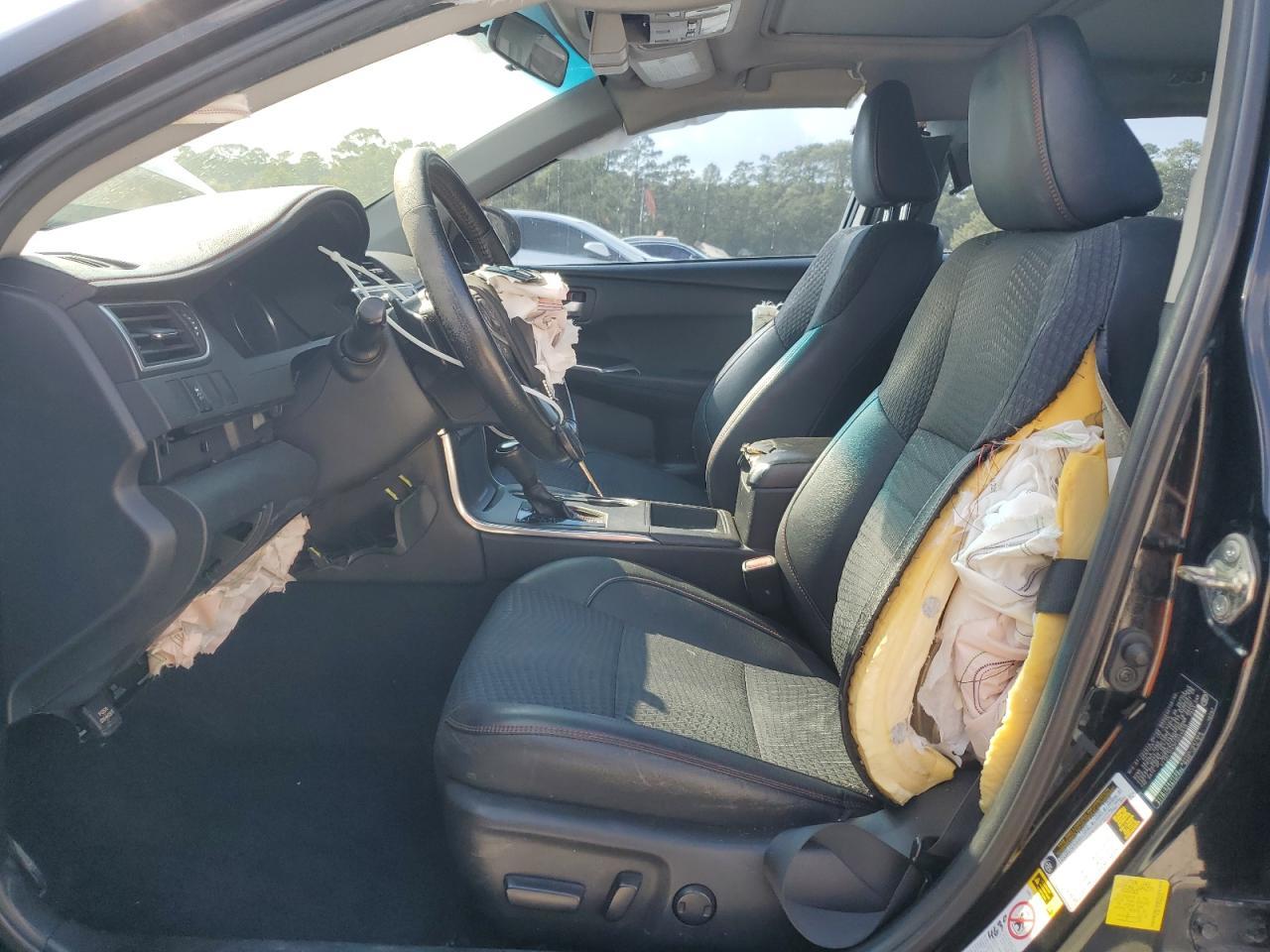 2015 TOYOTA CAMRY