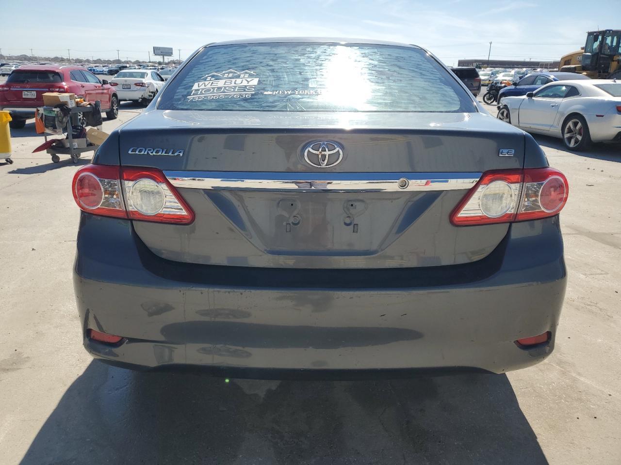 2011 TOYOTA COROLLA