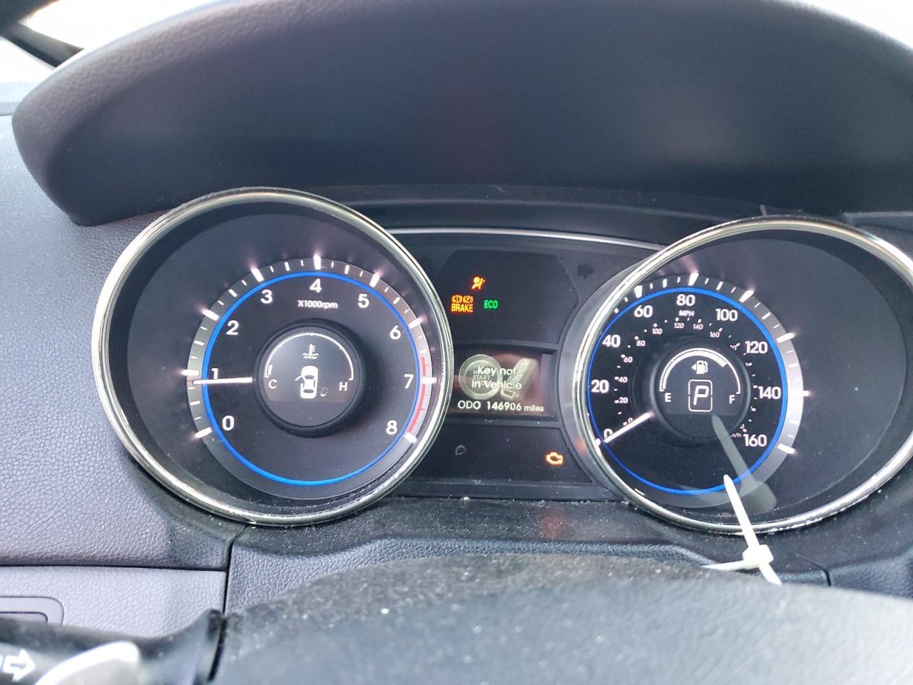 2011 HYUNDAI SONATA
