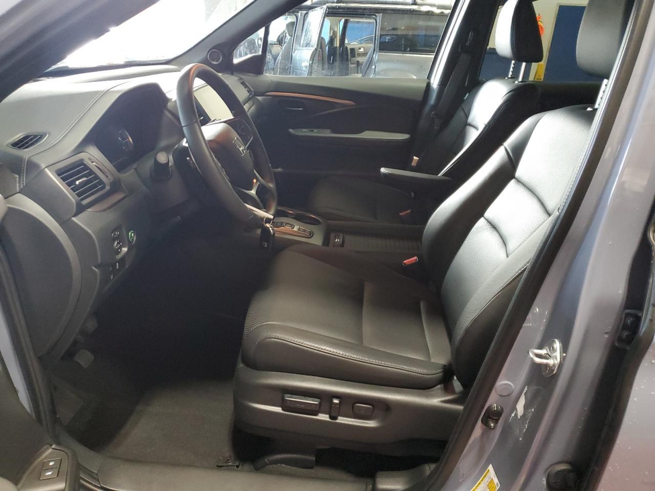 2023 HONDA Passport