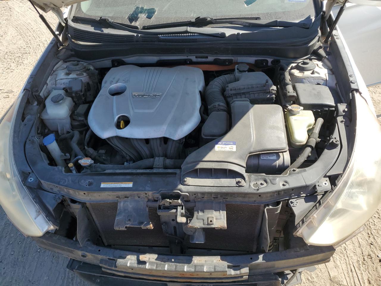 2011 HYUNDAI SONATA