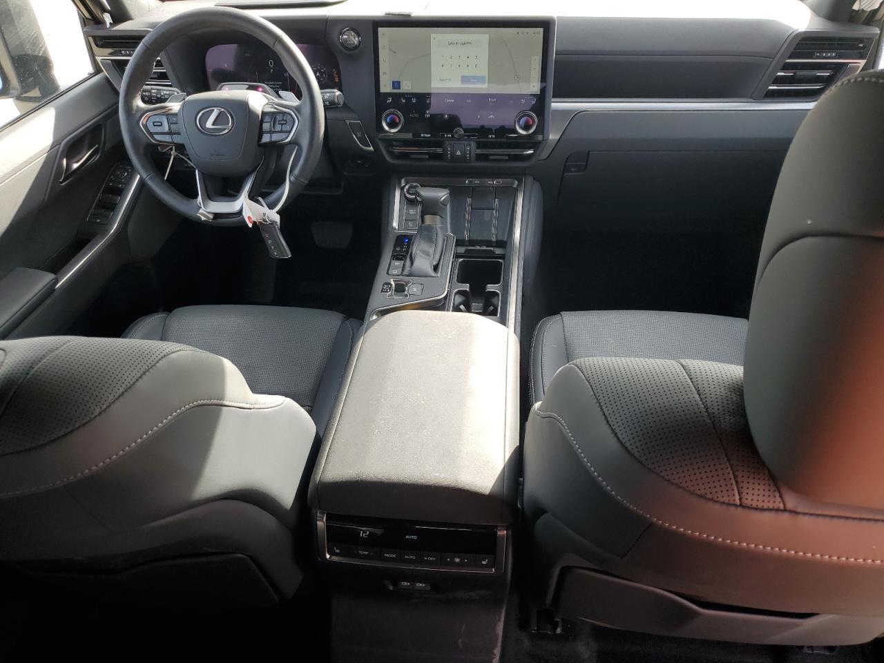 2024 LEXUS GX 550