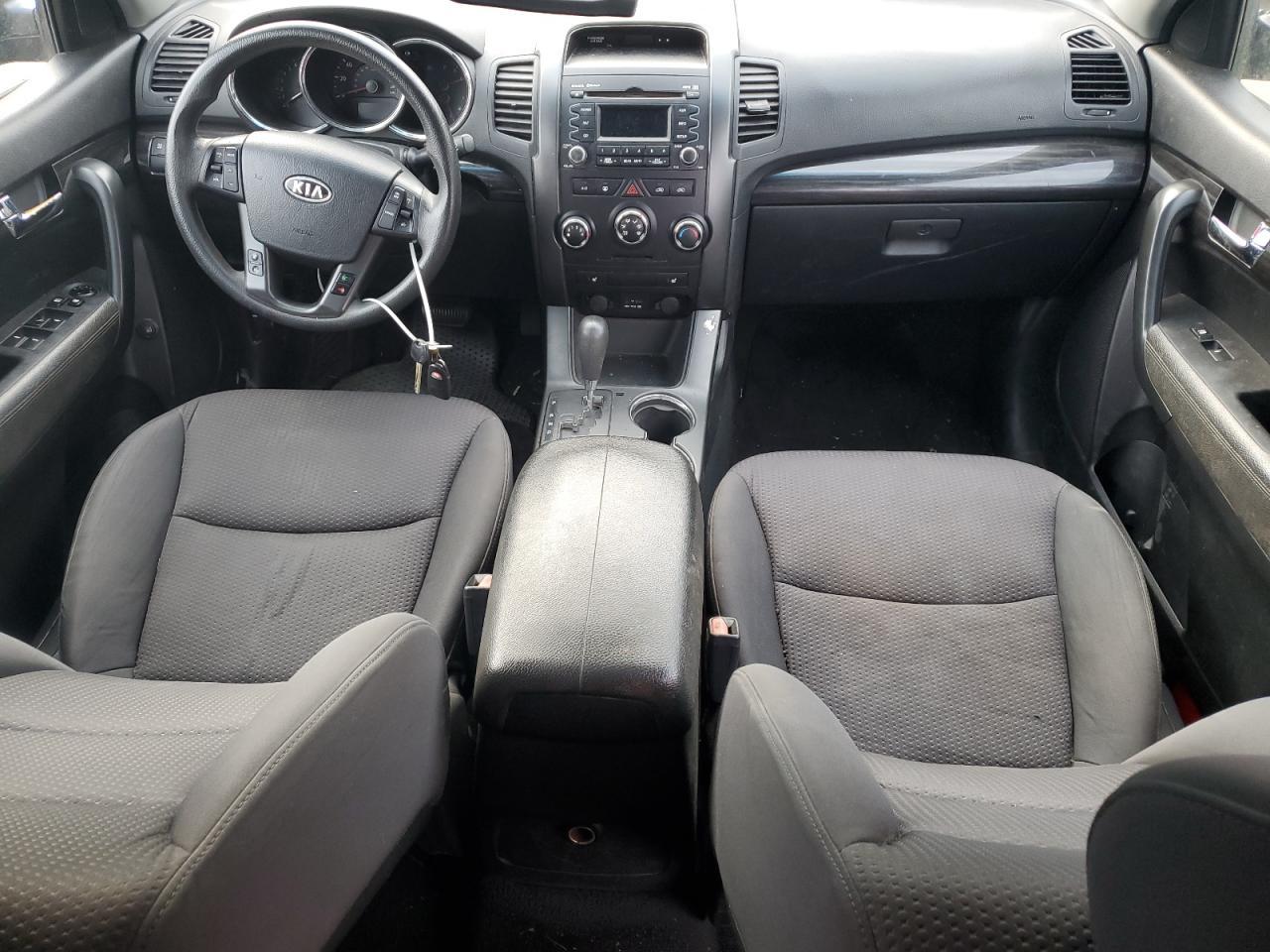 2011 KIA SORENTO