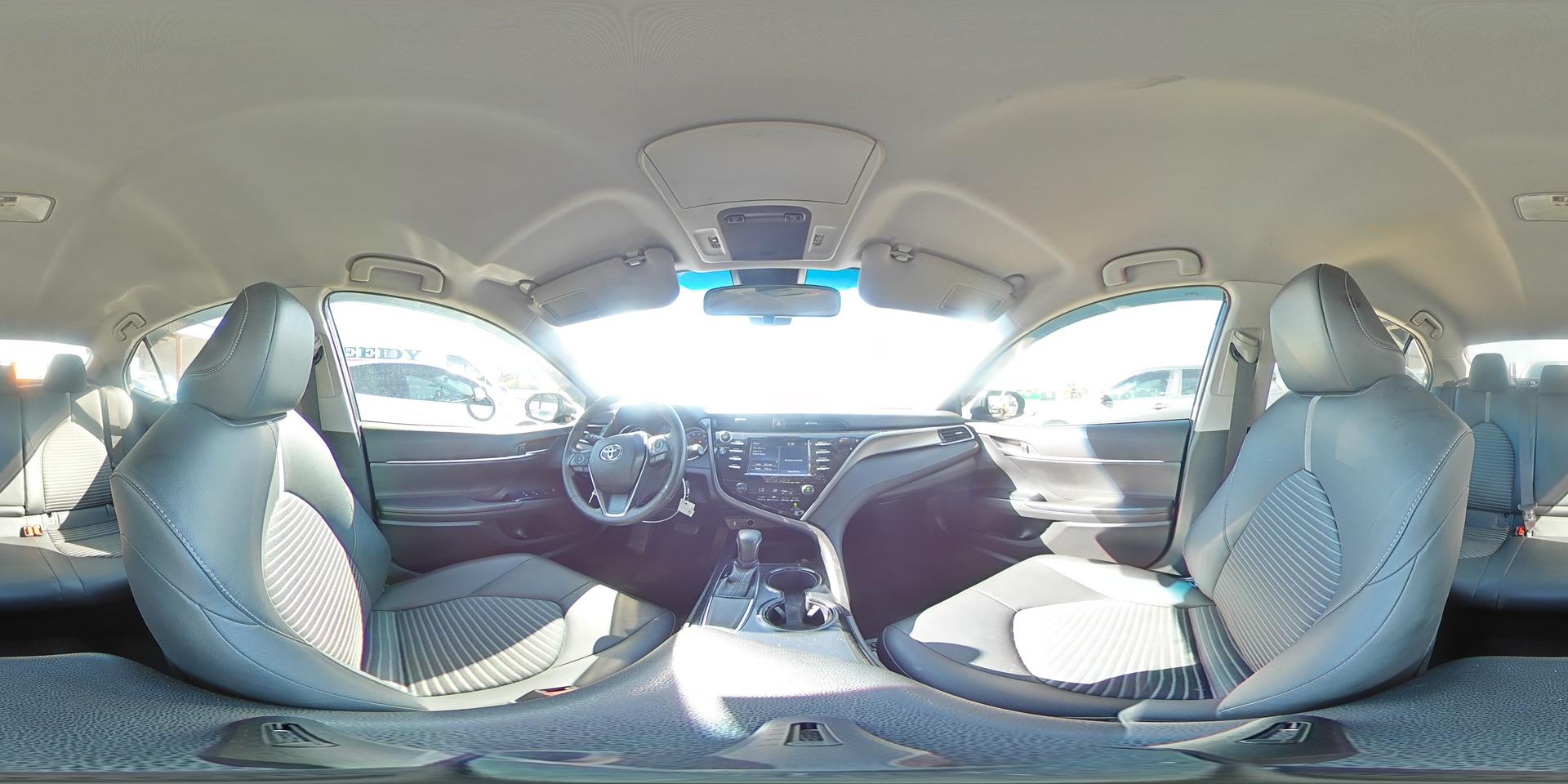 2018 TOYOTA CAMRY